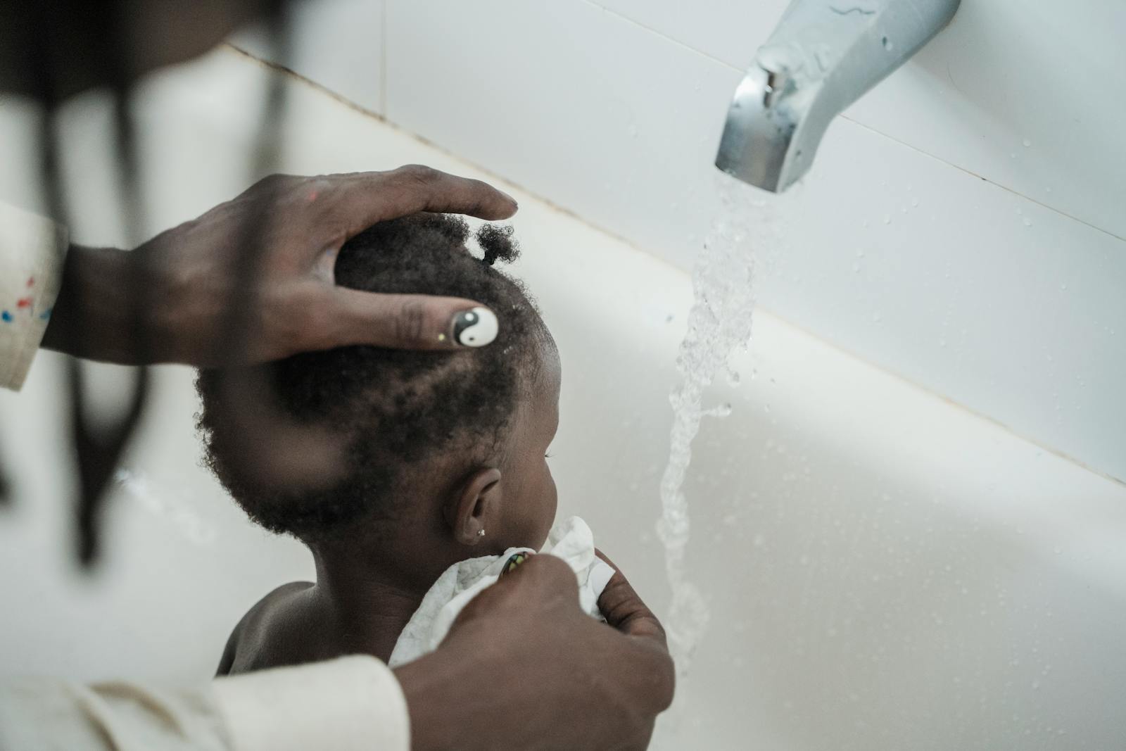 how to fix a leaky bathtub faucet