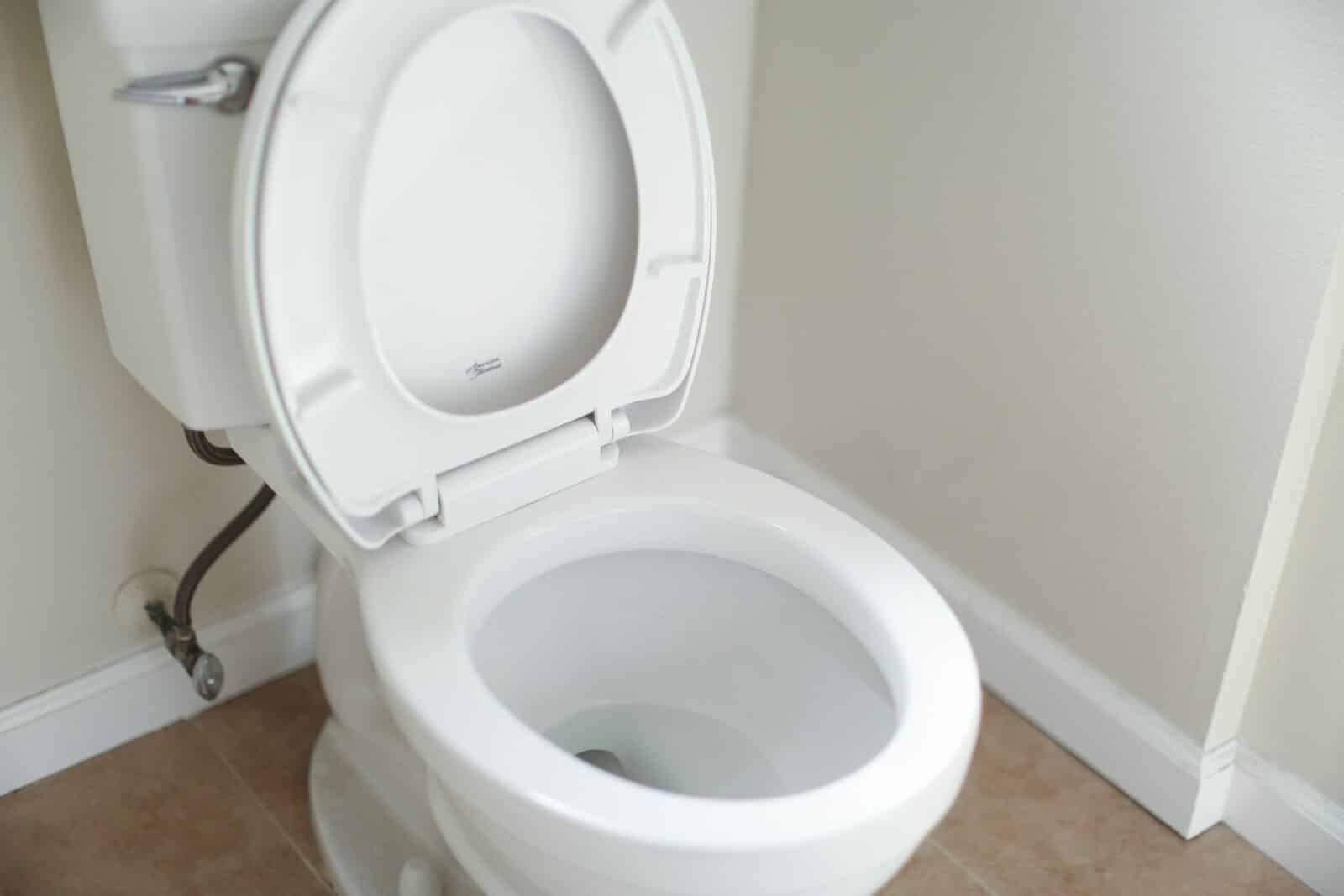 Photo by Giorgio Trovato white ceramic toilet bowl with cover Plumber in Arlington, Virginia: High-Quality Work from Licensed Professionals