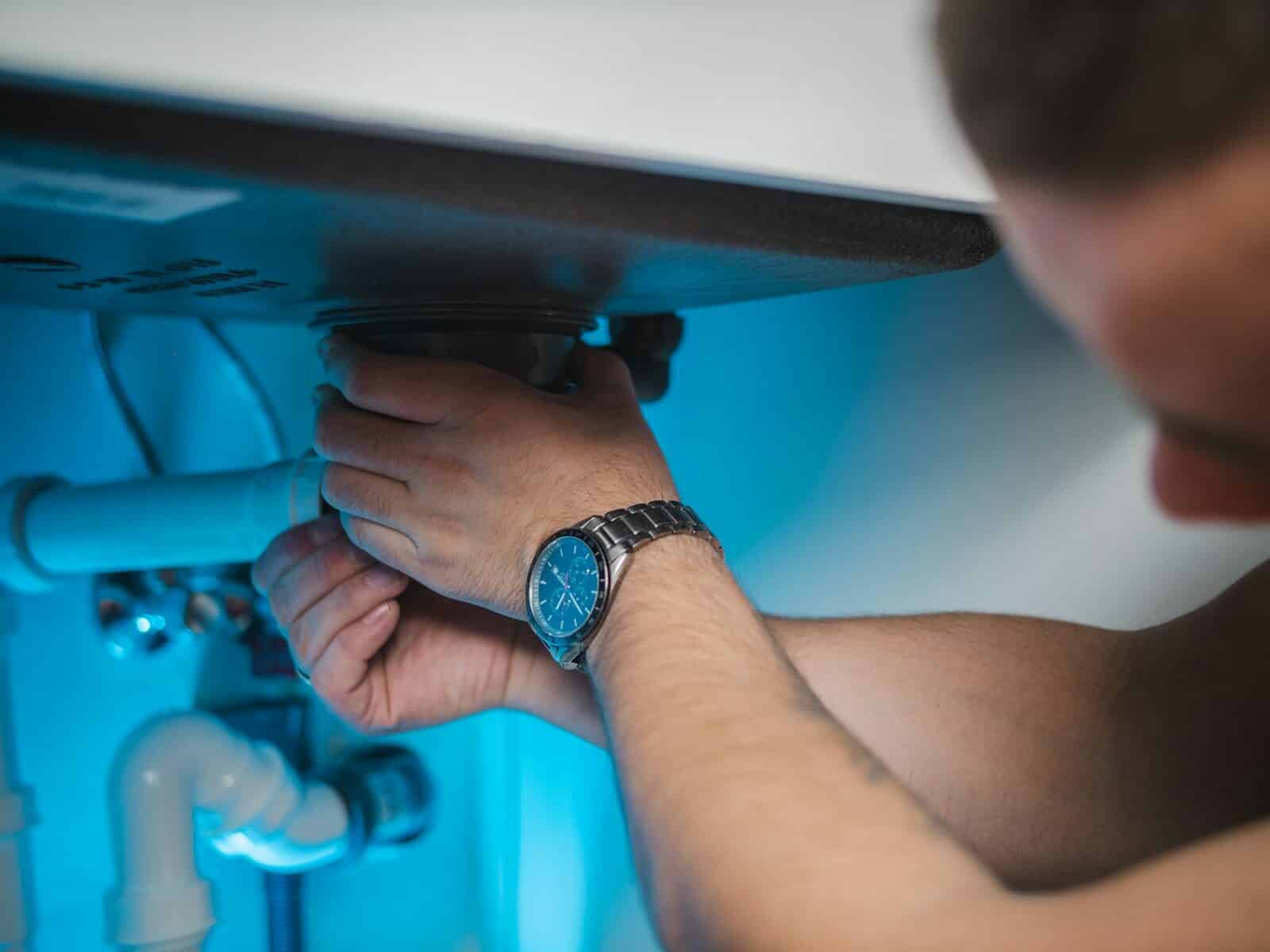 Photo by Timur Shakerzianov plumber in washington dc
